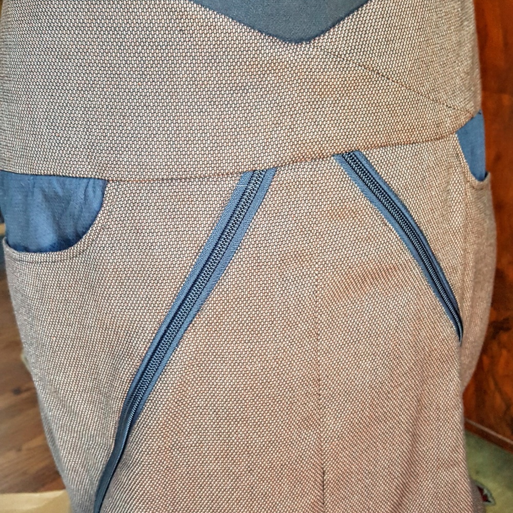 EUC Skunkfunk "Paulie" skirt size 8